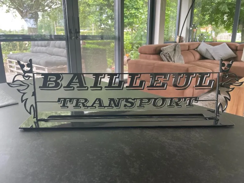 Gelaserd naambord Bailleul Transport in gepolijst inox