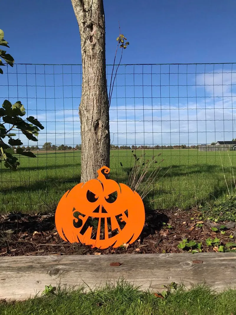 Halloween decoratie gelaserd in cortenstaal